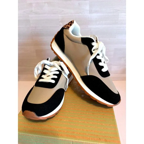 Very G Women Sneakers Joel Size 7.5 Black Leopard Tan Lace Up Fashion Shoes NEW - Picture 2 of 13